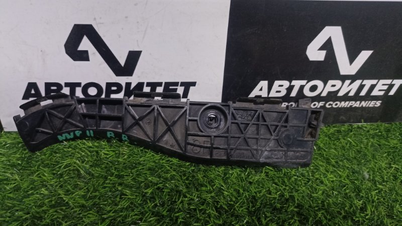 Крепление бампера Toyota Porte NNP11 1NZFE 2010 заднее правое (б/у)