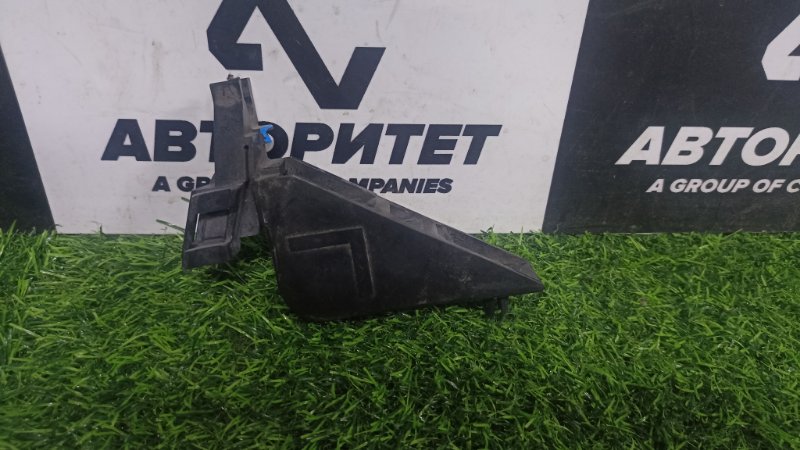 Крепление бампера Toyota Vitz SCP10 1SZFE 2000 переднее левое (б/у)