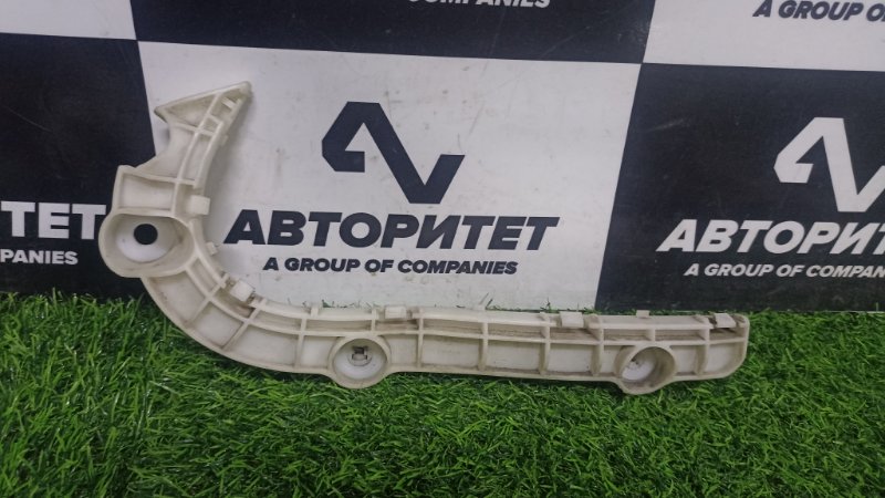 Крепление бампера Mitsubishi Outlander CW5W 4B12 2006 переднее левое (б/у)