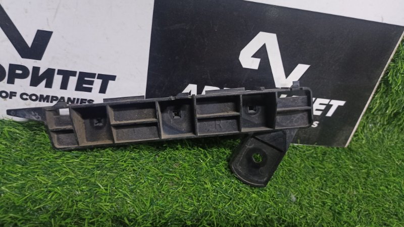 Крепление бампера Mitsubishi Colt Z23W 4A91 2008 переднее правое (б/у)