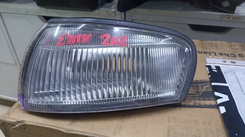 Габарит Toyota Corona Exiv ST202 левый (б/у)