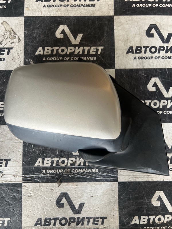 Зеркало TOYOTA RAUM NCZ20 правое (б/у)