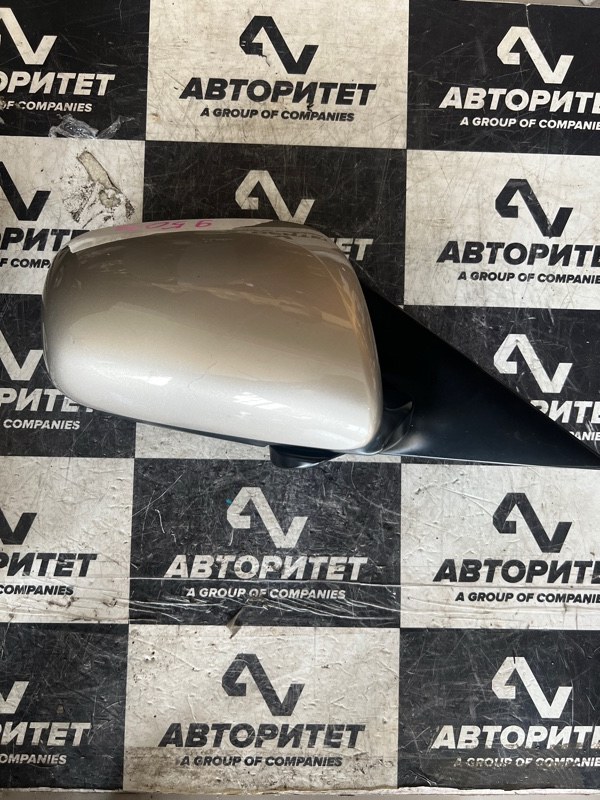 Зеркало TOYOTA CAMRY ACV40 правое (б/у)