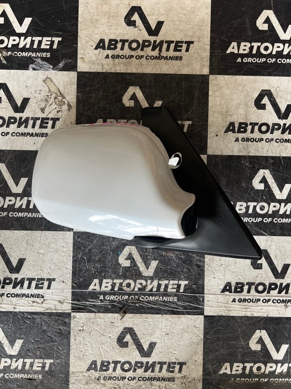 Зеркало TOYOTA BB NCP31 правое (б/у)