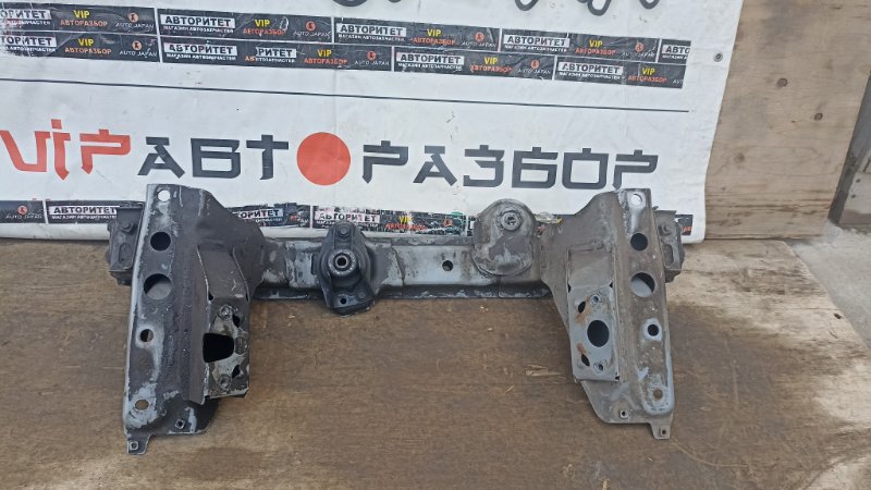 Балка под двс TOYOTA HIACE KZH116 1KZTE 2002 (б/у)