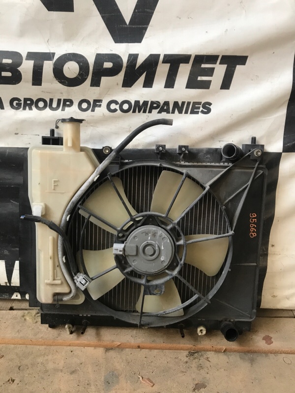 Радиатор основной TOYOTA PROBOX NCP51 1NZFE 2014 (б/у)