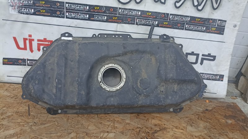 Бензобак TOYOTA IST NCP61 1NZFE 2004 (б/у)