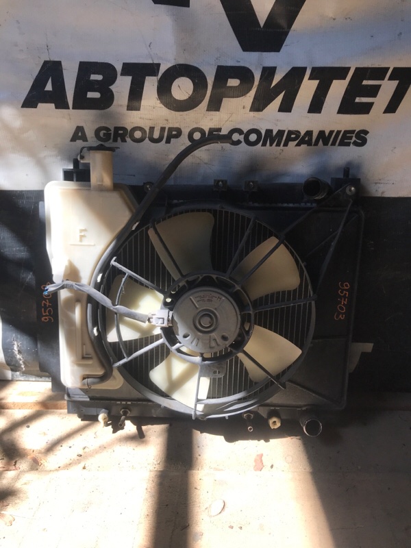 Радиатор основной TOYOTA BB NCP31 1NZFE 2003 (б/у)