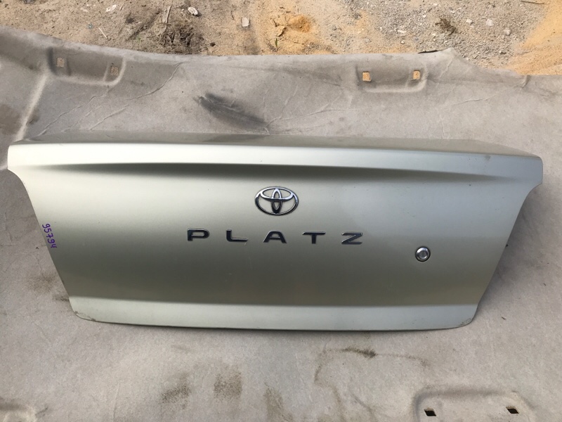 Крышка багажника TOYOTA PLATZ SCP11 1SZFE 2002 (б/у)
