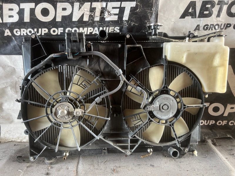 Радиатор основной TOYOTA ESTIMA ACR30 2AZFE (б/у)