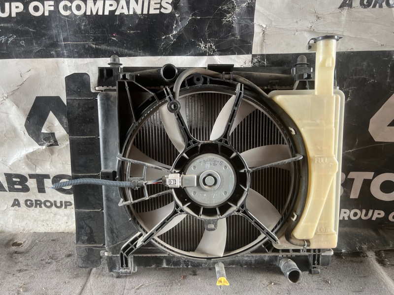 Радиатор основной TOYOTA SPADE NCP141 1NZFE (б/у)