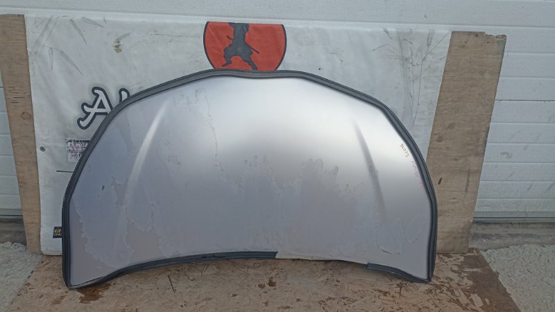Капот TOYOTA VITZ KSP130 1KRFE 2012 (б/у)