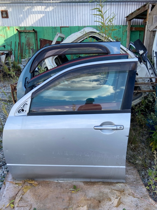 Дверь MITSUBISHI AIRTREK CU2W 4G63 передняя левая (б/у)