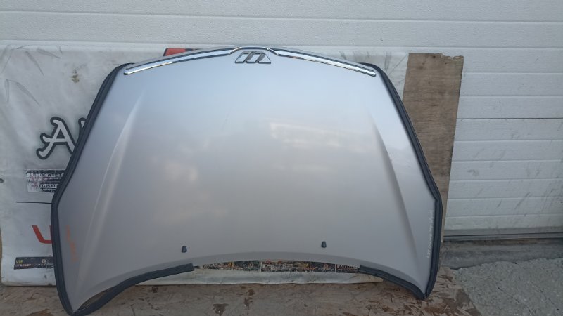 Капот TOYOTA WISH ZNE10 1ZZFE 2004 (б/у)