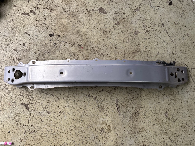 Жесткость бампера TOYOTA VITZ KSP130 1KRFE (б/у)