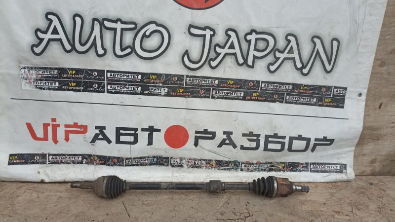 Привод NISSAN TIIDA LATIO SC11 HR15DE 2006 передний правый (б/у)
