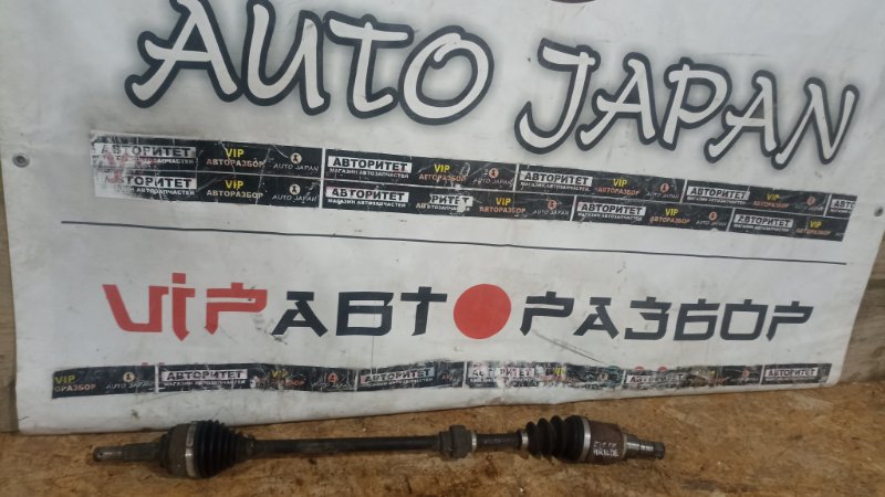 Привод NISSAN NOTE E12 HR15DE 2013 передний правый (б/у)