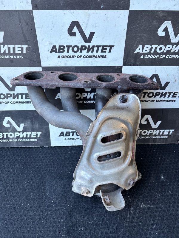 Коллектор впускной TOYOTA VOXY ZRR70 3ZRFAE (б/у)