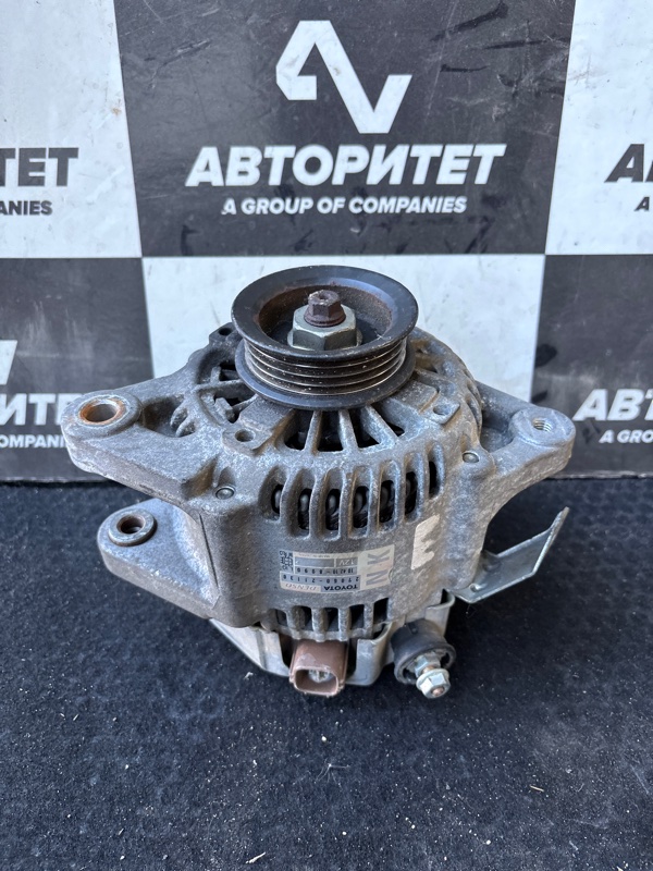 Генератор TOYOTA COROLLA FIELDER NZE141 1NZFE (б/у)