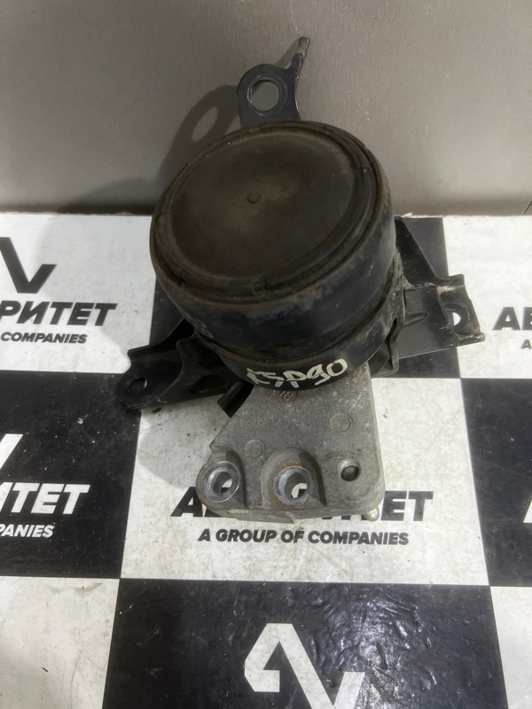 Подушка двигателя TOYOTA ­VITZ KSP90 1KRFE правая (б/у)