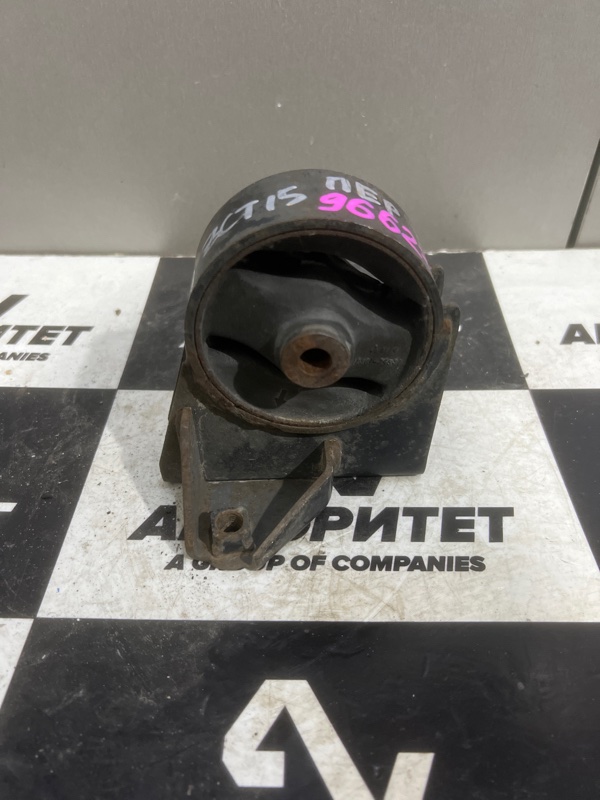 Подушка двигателя TOYOTA OPA ZCT15 1ZZFE передняя (б/у)