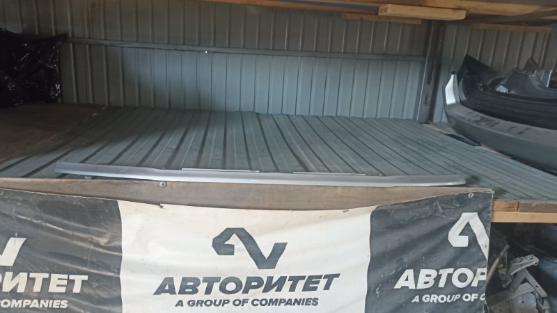 Планка под фары TOYOTA PROBOX NCP58 1NZFE 2012 (б/у)