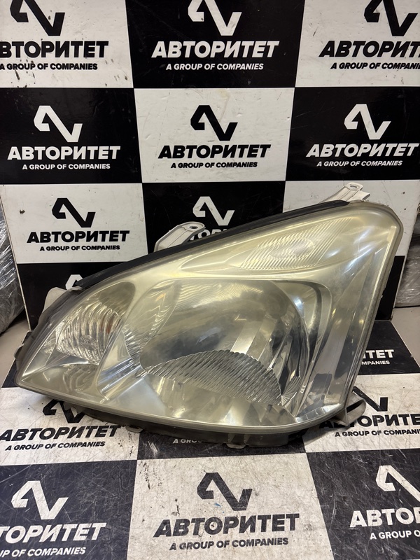 Фара TOYOTA PREMIO ZZT240 1ZZFE левая (б/у)