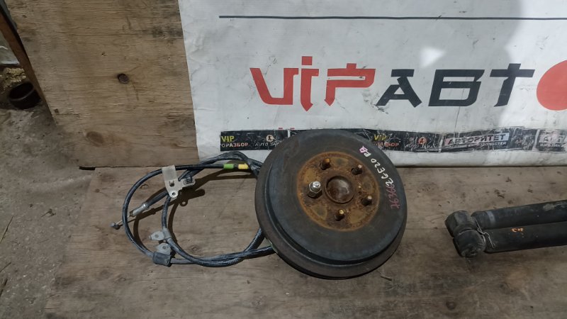 Ступица TOYOTA WISH ZGE20 2ZRFAE 2011 задняя правая (б/у)