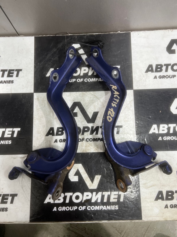 Петля капота TOYOTA RACTIS NCP120 1NZFE (б/у)