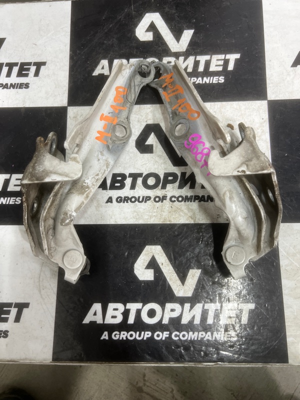 Петля капота TOYOTA MARKII JZX100 (б/у)