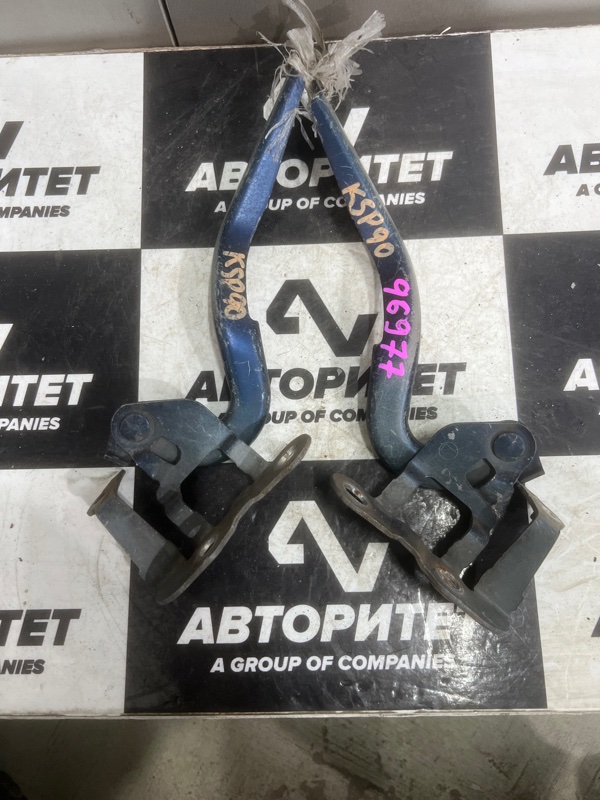 Петля капота TOYOTA VITZ KSP90 (б/у)