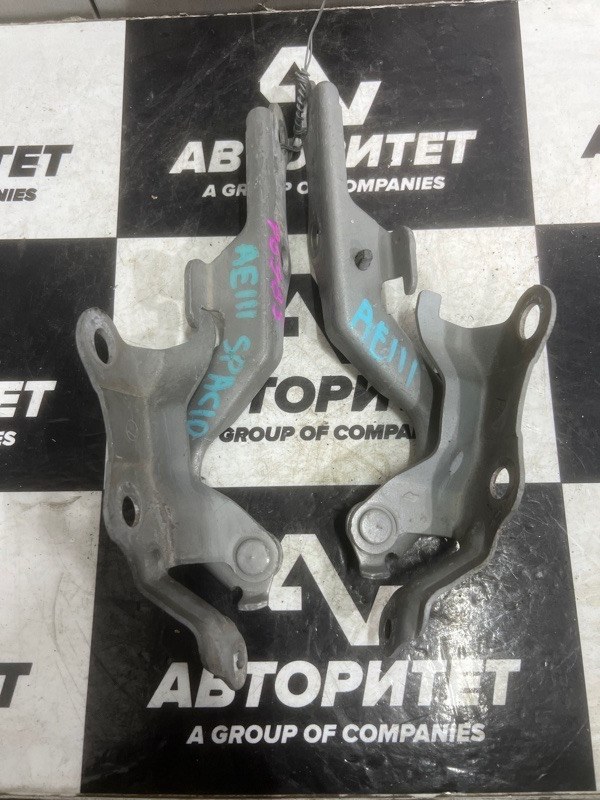 Петля капота TOYOTA COROLLA SPACIO AE111 (б/у)