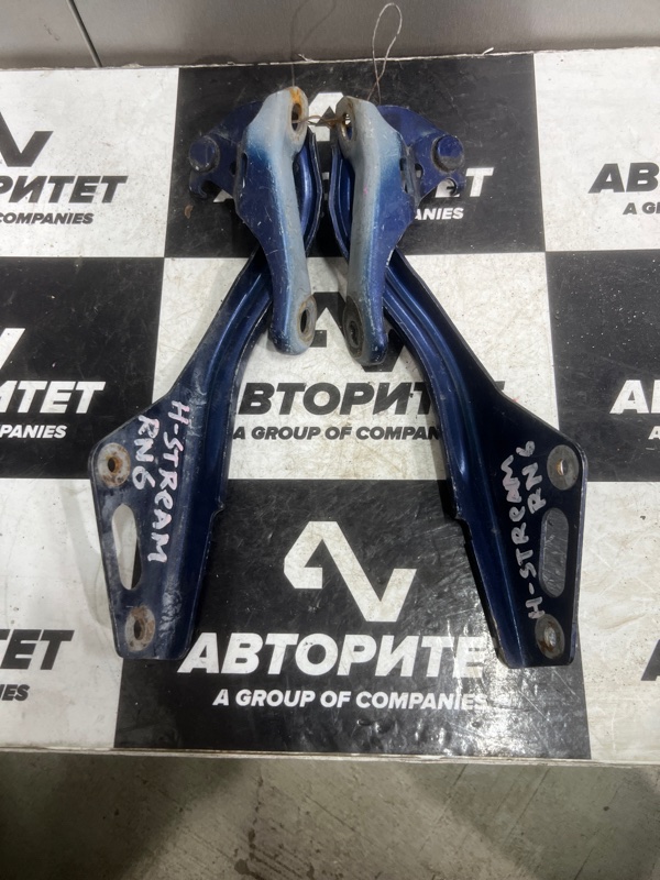 Петля капота HONDA STREAM RN6 (б/у)