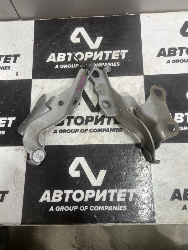 Петля капота TOYOTA PROBOX NCP51 (б/у)