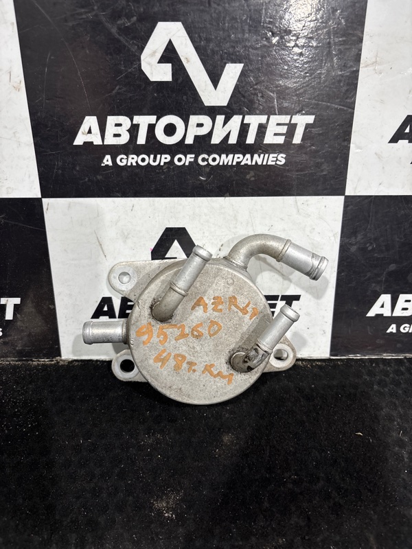 Теплообменник TOYOTA VOXY AZR60 1AZFSE (б/у)