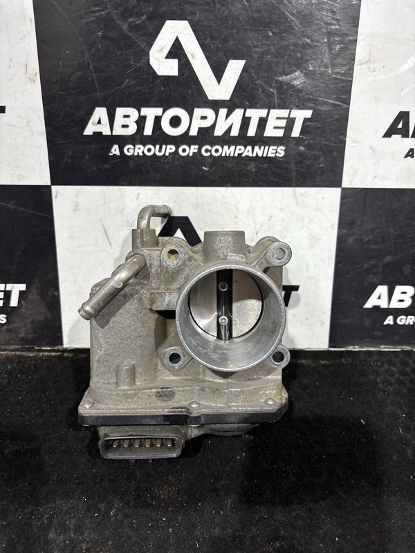 Дроссельная заслонка TOYOTA COROLLA FIELDER NZE144 1NZFE (б/у)