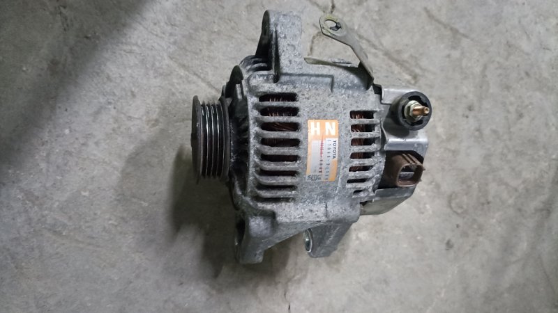Генератор TOYOTA IST NCP65 1NZFE 2004 (б/у)