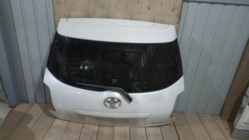 Дверь 5-я TOYOTA AURIS NZE154 1NZFE 2007 (б/у)