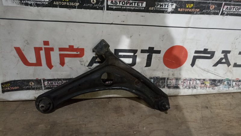 Рычаг TOYOTA SUCCEED NCP51 1NZFE 2012 передний правый (б/у)