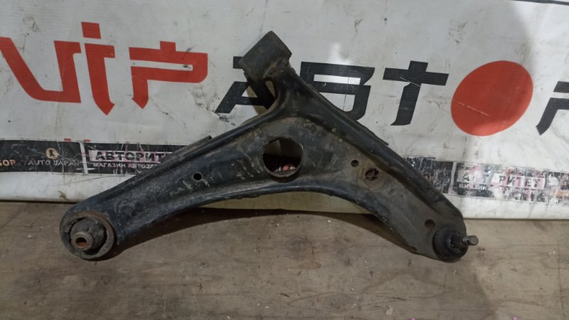 Рычаг TOYOTA SUCCEED NCP51 1NZFE 2012 передний правый (б/у)