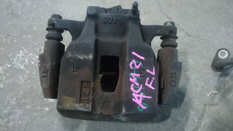 Суппорт TOYOTA IPSUM ACM21W 2AZFE 2007 передний левый (б/у)