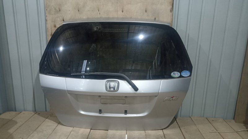 Дверь 5-я HONDA FIT GD1 L13A 2007 (б/у) Дверь 5-я HONDA FIT GD1 L13A 2007 (б/у)