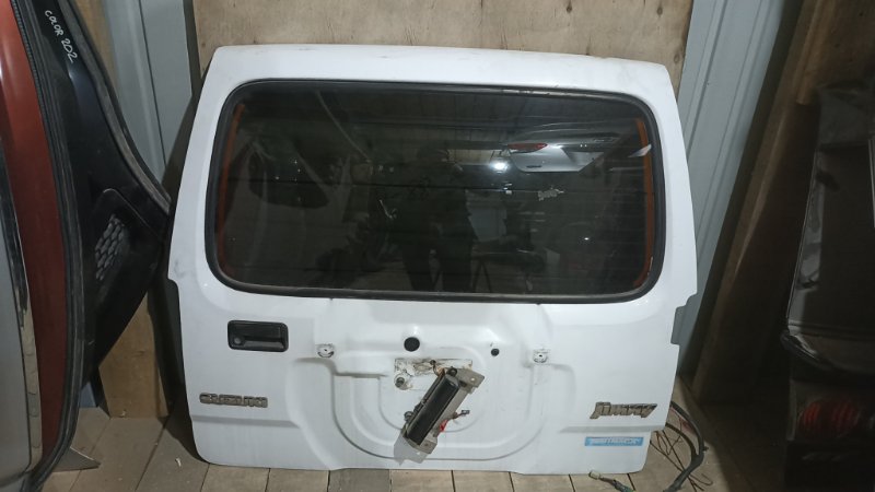 Дверь 5-я SUZUKI JIMNY JB23W K6AT 2000 (б/у) Дверь 5-я SUZUKI JIMNY JB23W K6AT 2000 (б/у)