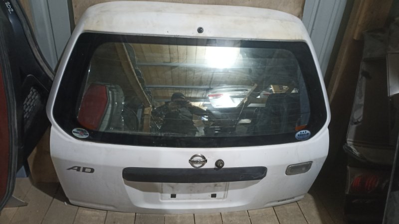Дверь 5-я NISSAN AD VFY11 QG15DE 2006 (б/у) Дверь 5-я NISSAN AD VFY11 QG15DE 2006 (б/у)