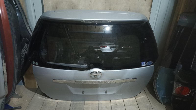 Дверь 5-я TOYOTA WISH ZNE10 1ZZFE 2004 (б/у)