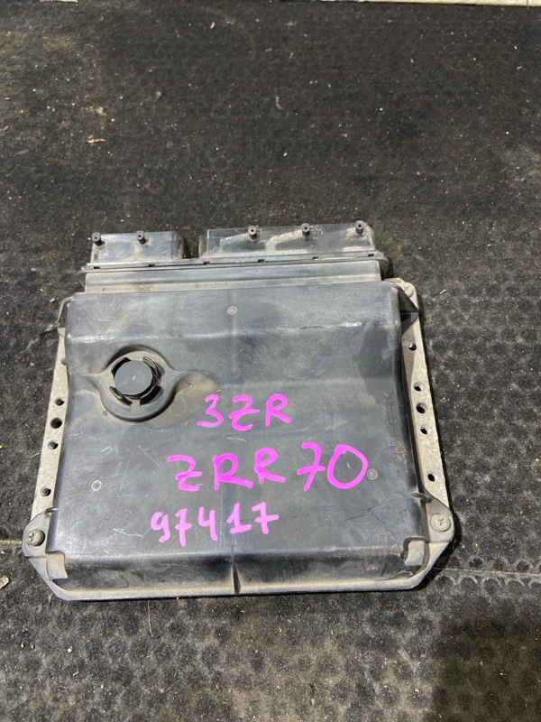 Блок efi TOYOTA VOXY ZRR70 3ZRFAE (б/у) Блок efi TOYOTA VOXY ZRR70 3ZRFAE (б/у)