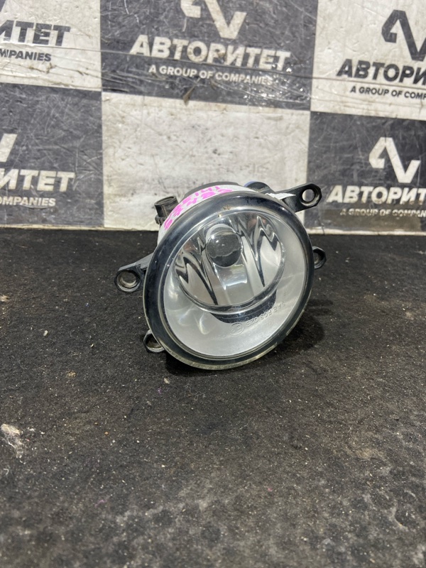 Туманка TOYOTA COROLLA FIELDER NZE141 1NZFE правая (б/у)