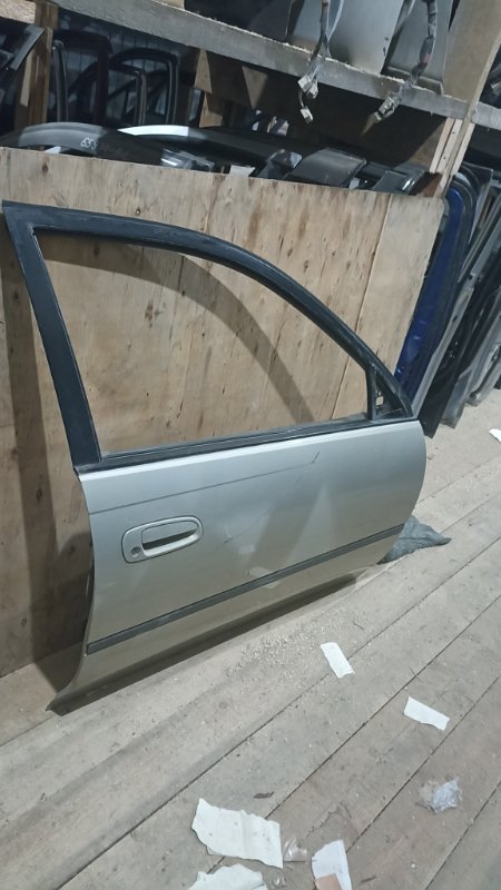 Дверь TOYOTA CARINA AT191 7AFE 1995 передняя правая (б/у)