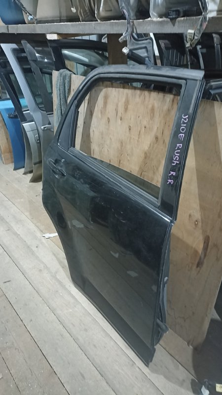 Дверь TOYOTA RUSH J210E 3SZFE 2008 задняя правая (б/у)