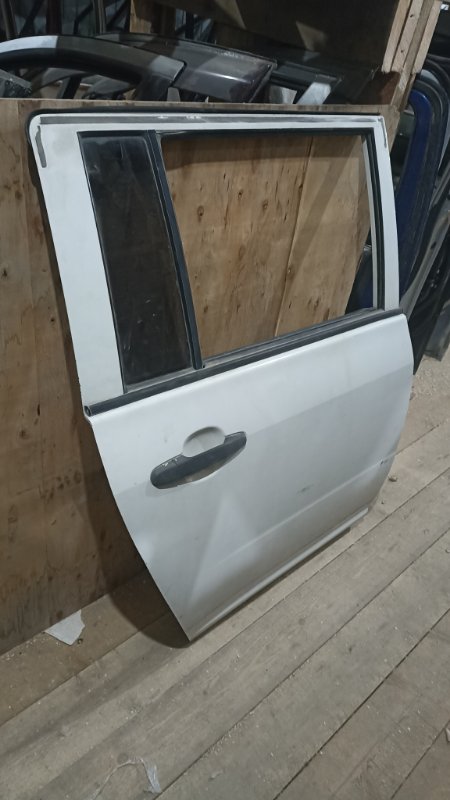 Дверь TOYOTA PROBOX NCP51 1NZFE 2010 задняя правая (б/у)